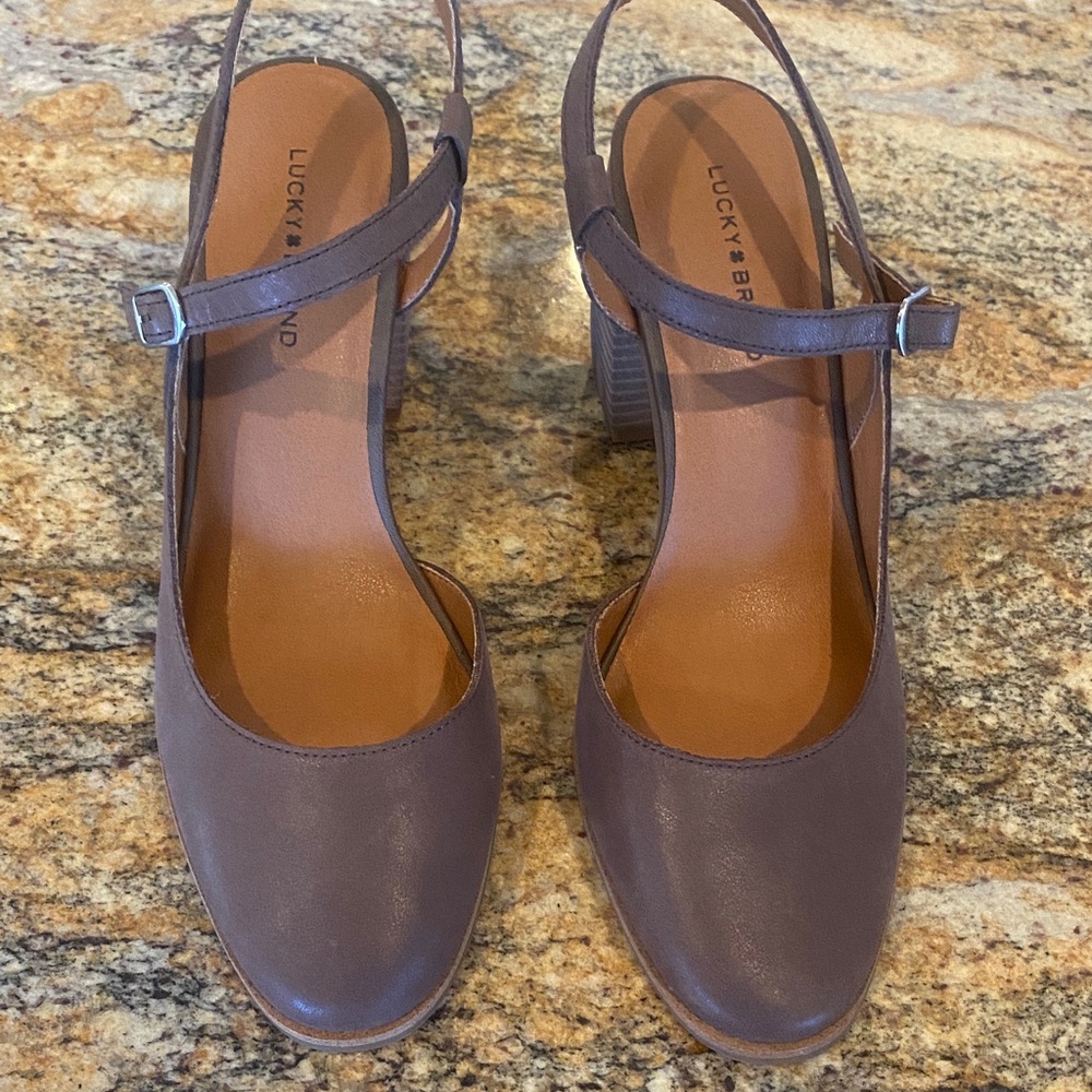 Lucky Brand Women's Tan Strappy Heels